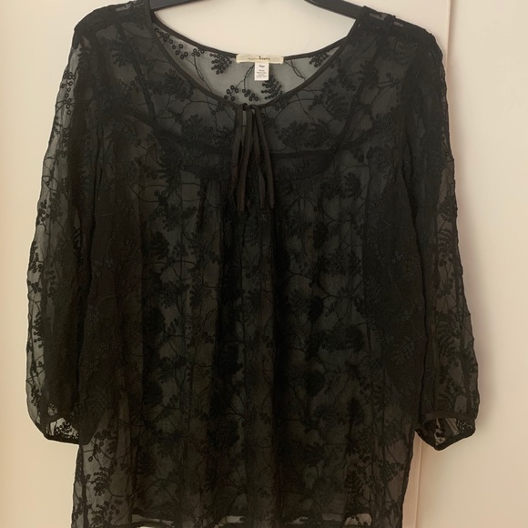 Black 100% Silk Blouse With Floral Embroidery - Picture 9 of 9